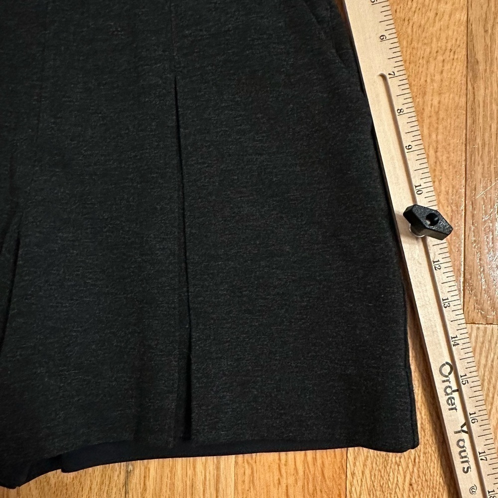 Kit and Ace High Waisted Pull On Pleated Shorts Pockets Charcoal Gray Sz 6 - Picture 5 of 9